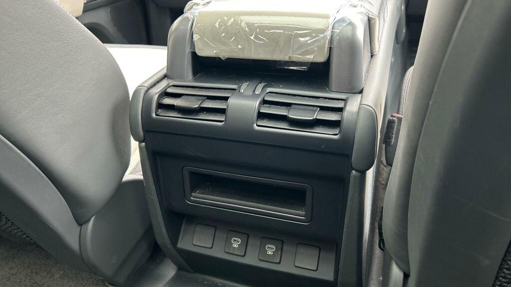 Land Rover Defender 90 Defender Hard Top Se D Mhev Brown #18