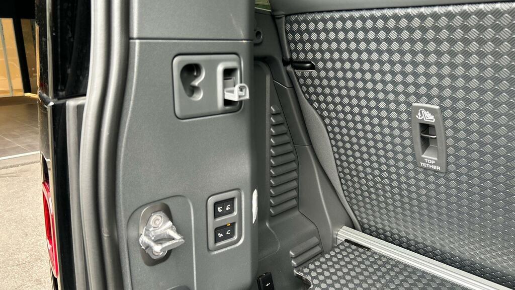 Land Rover Defender 90 Defender Hard Top Se D Mhev Brown #27