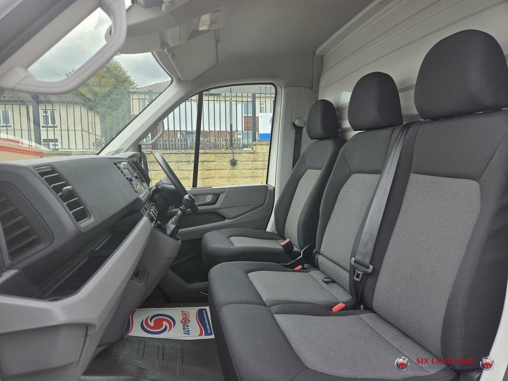 Volkswagen Crafter 2.0 Tdi Cr35 Startline Luton Lwb DG70YYR White #5