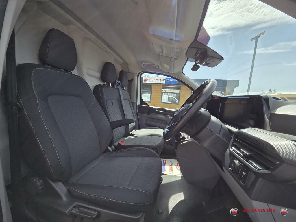 Ford Transit Custom 2.0 280 Ecoblue Limited Panel Van Manua NL24PZK White #2
