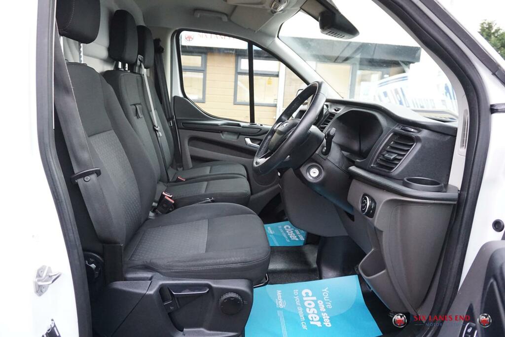 Ford Transit Custom 2.0 320 Ecoblue Trend Panel Van White #2