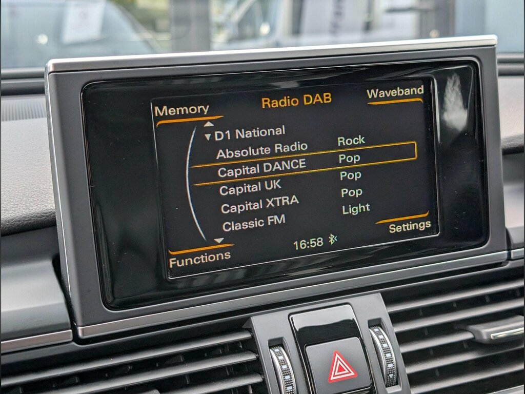 Audi A6 Avant 2.0 Avant Tdi Ultra Black Edition 188 Bhp Blue #30