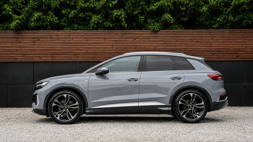 Audi Q4 E Tron 2022 40 S Line Suv 82Kwh 204 Ps LL72WPY Grey #5