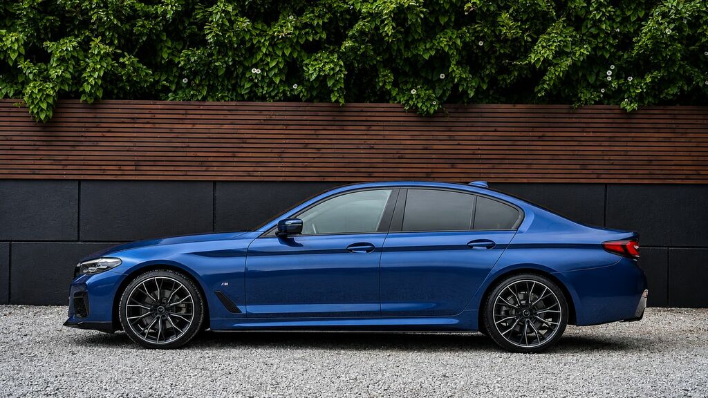 BMW 5 Series 2020 2.0 520D Mht M Sport Saloon Hybrid Blue #5