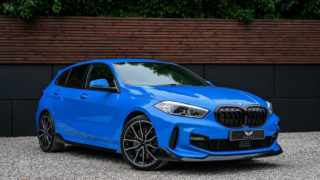 BMW 1 Series 2019 1.5 118I M Sport Hatchback Dct Eur AO69XEX Blue #3