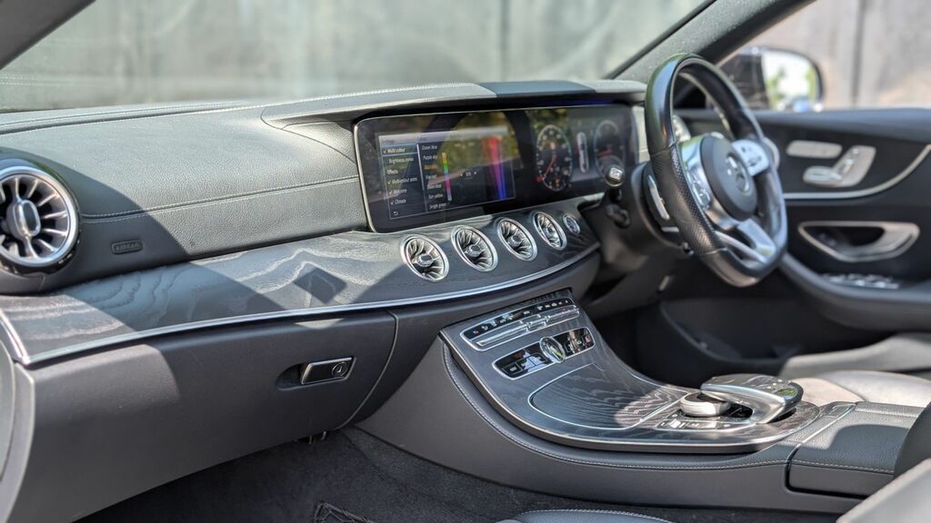 Mercedes-Benz E Class 2020 2.0 E220d Amg Line Premium Plus Coupe D MJ20UTA Grey #4