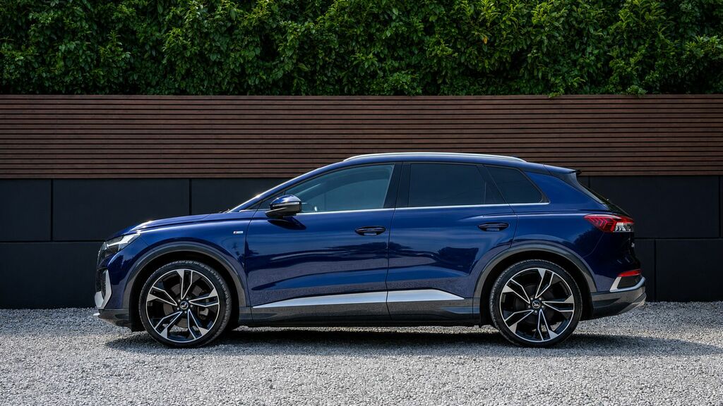Audi Q4 E Tron 2022 35 S Line Suv 55Kwh 170 Ps WJ22HEV Blue #4