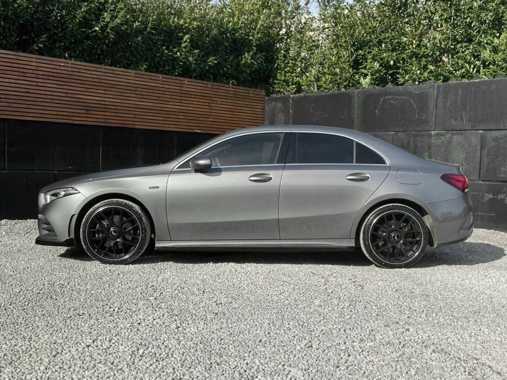 Mercedes-Benz A Class 2021 2.0 A200d Amg Line Saloon 8G-dct E KR21CWW Grey #4
