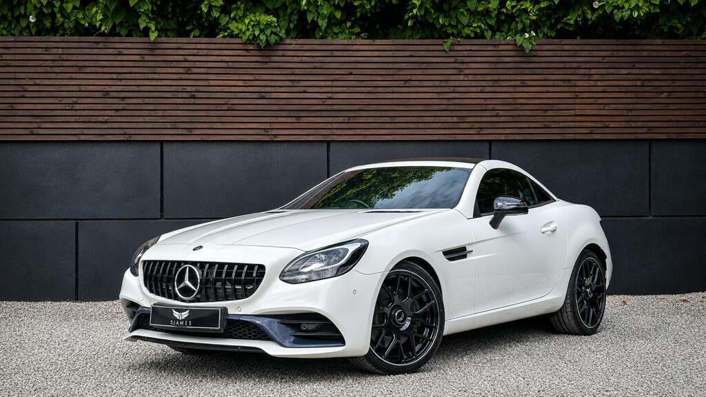 Mercedes-Benz SLC 2018 2.0 Slc200 Gpf Amg Line Convertible Petro White