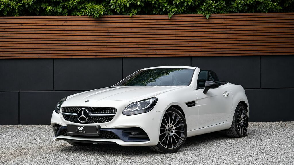 Mercedes-Benz SLC 2018 2.0 Slc200 Gpf Amg Line Convertible Petro White
