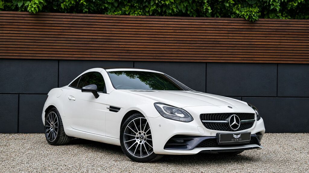Mercedes-Benz SLC 2018 2.0 Slc200 Gpf Amg Line Convertible Petro White #3