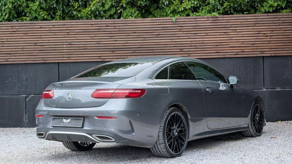 Mercedes-Benz E Class 2019 2.0 E300 Gpf Amg Line Coupe G-tron Grey #6