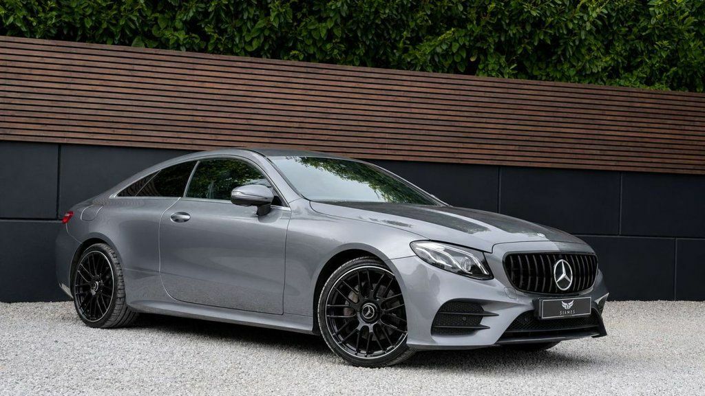 Mercedes-Benz E Class 2019 2.0 E300 Gpf Amg Line Coupe G-tron Grey #4