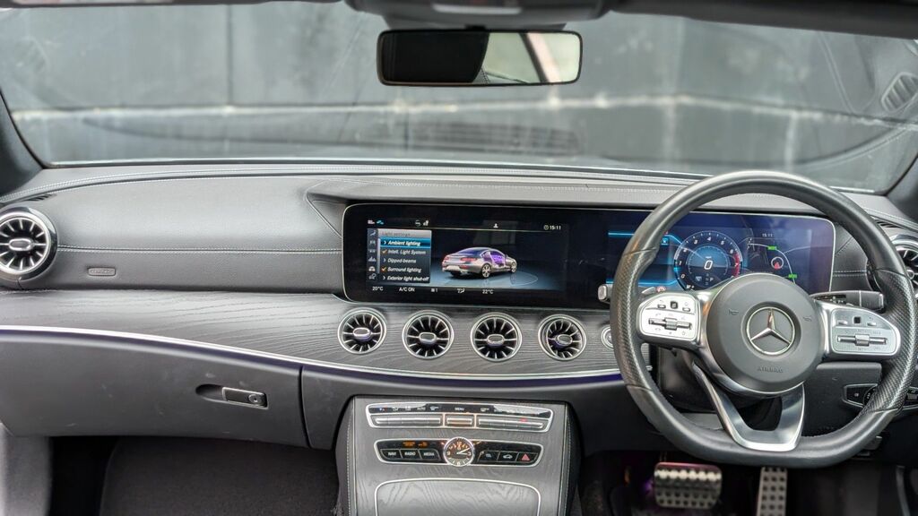 Mercedes-Benz E Class E220d Amg Line 9G-tronic Red #10