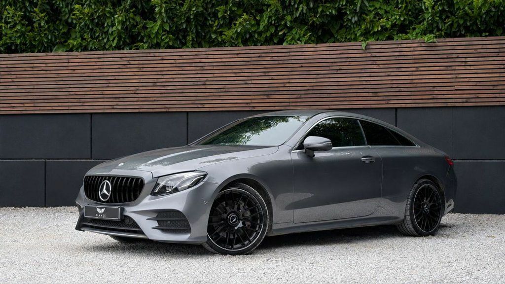 Mercedes-Benz E Class 2019 2.0 E300 Gpf Amg Line Coupe G-tron Grey #2