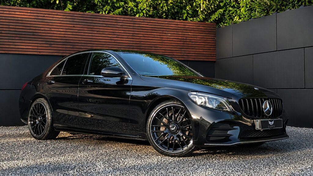 Mercedes-Benz C Class 2020 2.0 C300d Amg Line Edition Premium Saloon 4 SG70YNF Black #4