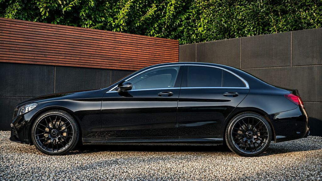 Mercedes-Benz C Class 2020 2.0 C300d Amg Line Edition Premium Saloon 4 SG70YNF Black #5