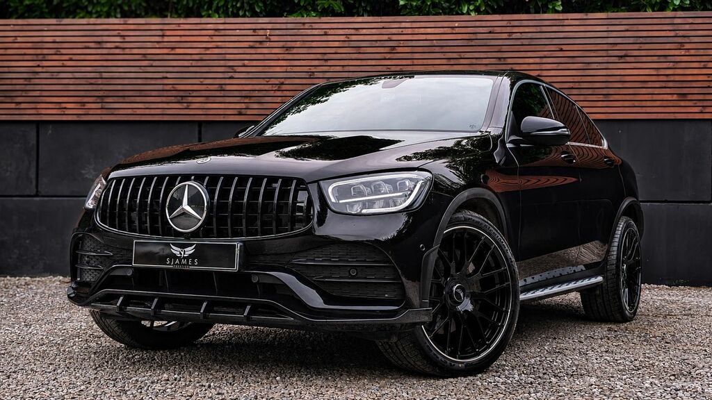 Mercedes-Benz GLC Class 2019 2.0 Glc220d Amg Line Coupe G-troni Black #2