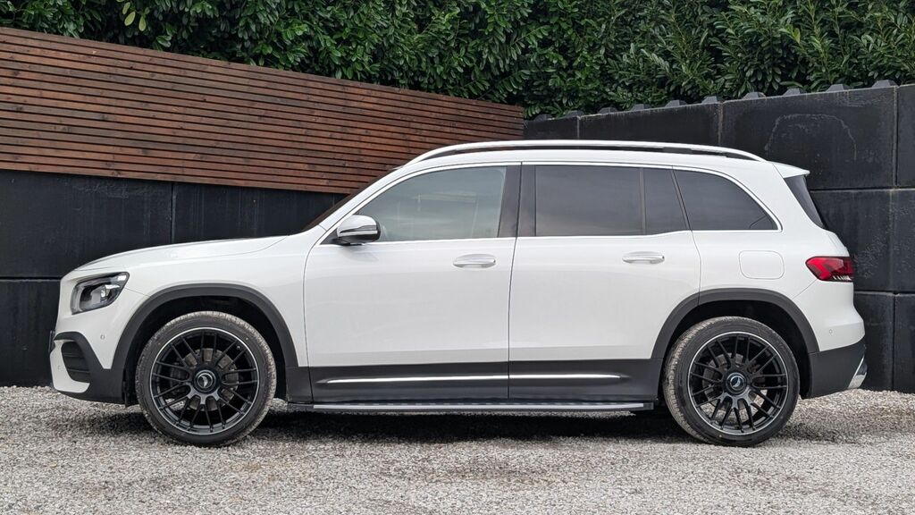 Mercedes-Benz GLB Class 2023 1.3 Glb200 Amg Line Premium Suv White #5