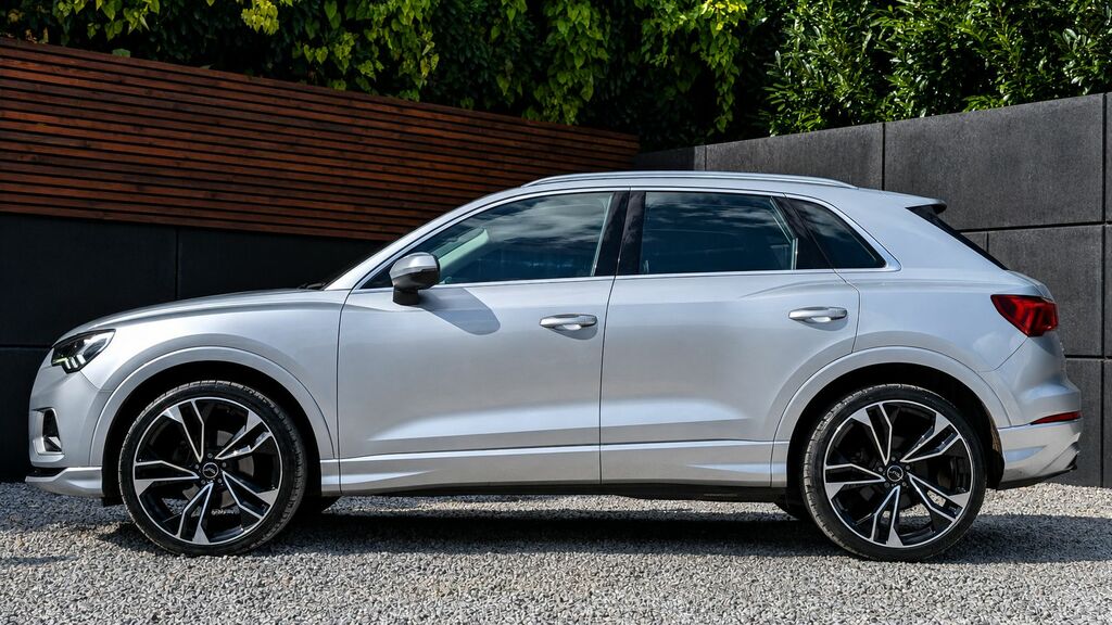 Audi Q3 2021 1.5 Tfsi Cod 35 Sport Suv E Silver #5