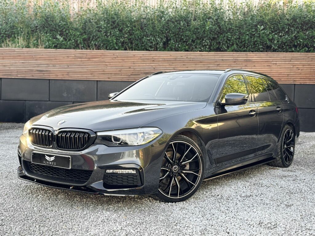 BMW 5 Series 2019 2.0 520D M Sport Touring Xdri Grey #2