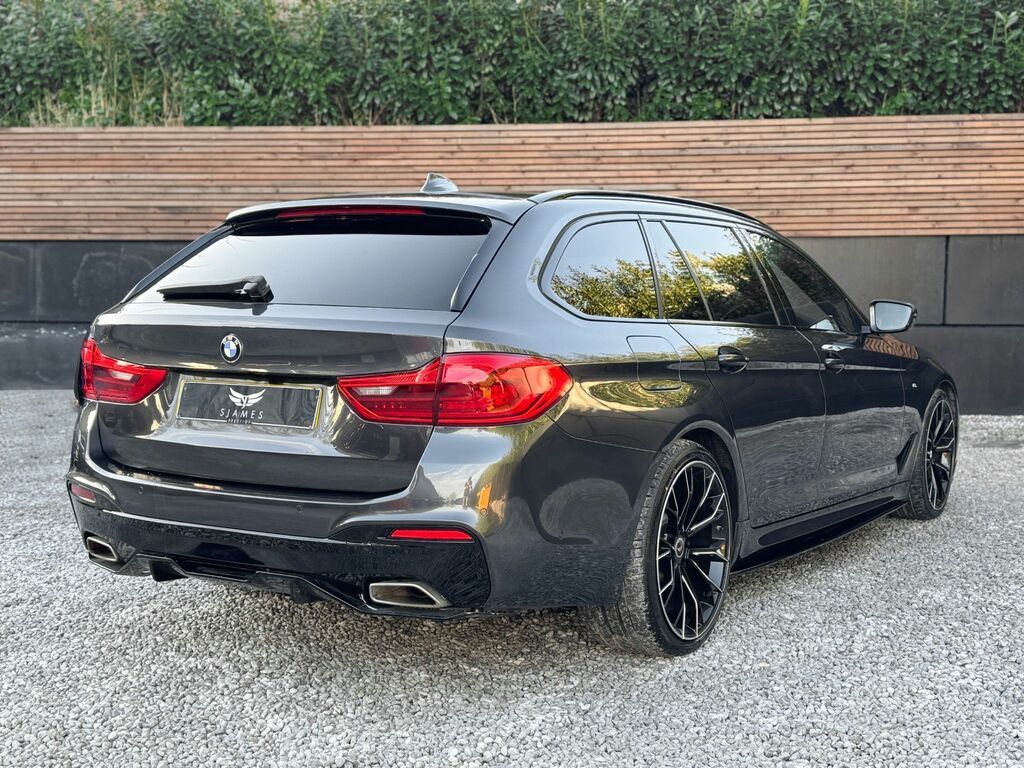 BMW 5 Series 2019 2.0 520D M Sport Touring Xdri Grey #5