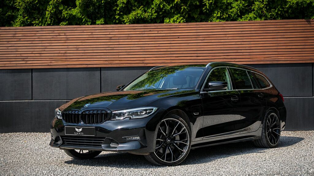 BMW 3 Series 2022 2.0 330E 12Kwh Sport Pro Touring P Black
