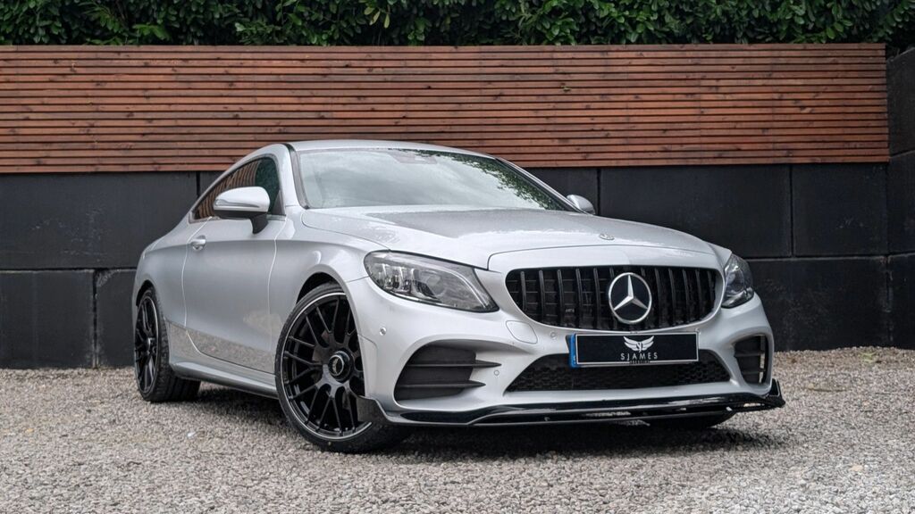 Mercedes-Benz C Class 2019 2.0 C300 Amg Line Premium Coupe Silver #3