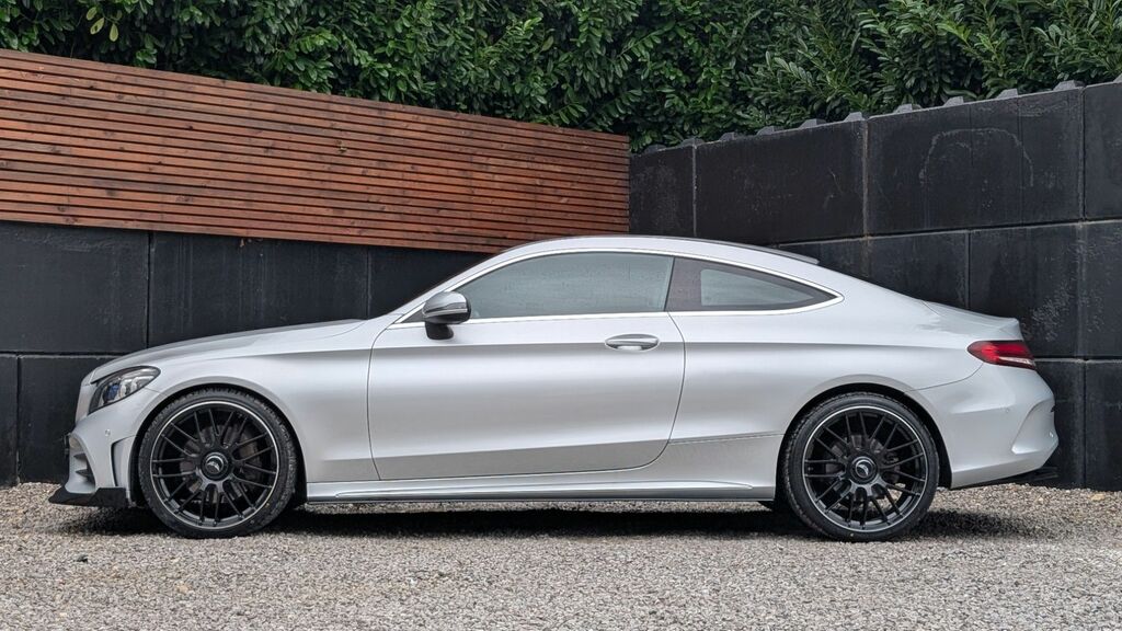 Mercedes-Benz C Class 2019 2.0 C300 Amg Line Premium Coupe Silver #5