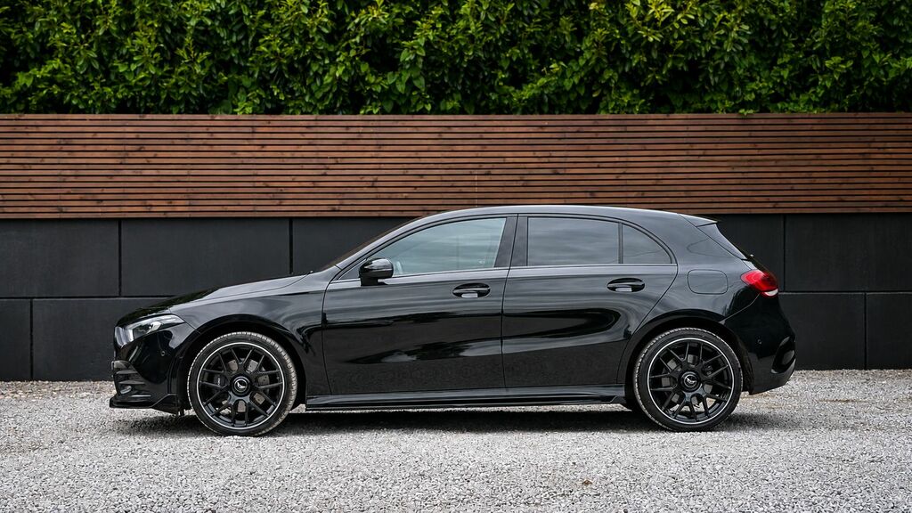Mercedes-Benz A Class 2021 2.0 A220d Amg Line Executive Hatchback Black #5