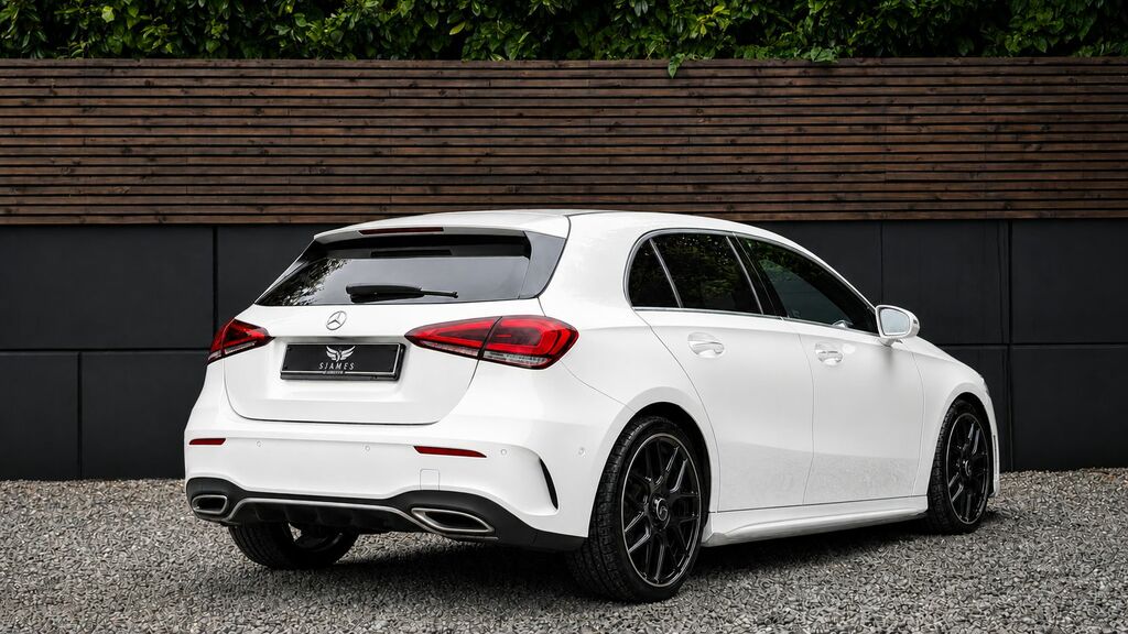 Mercedes-Benz A Class 2021 2.0 A200d Amg Line Edition Premium Plus Hat White #6