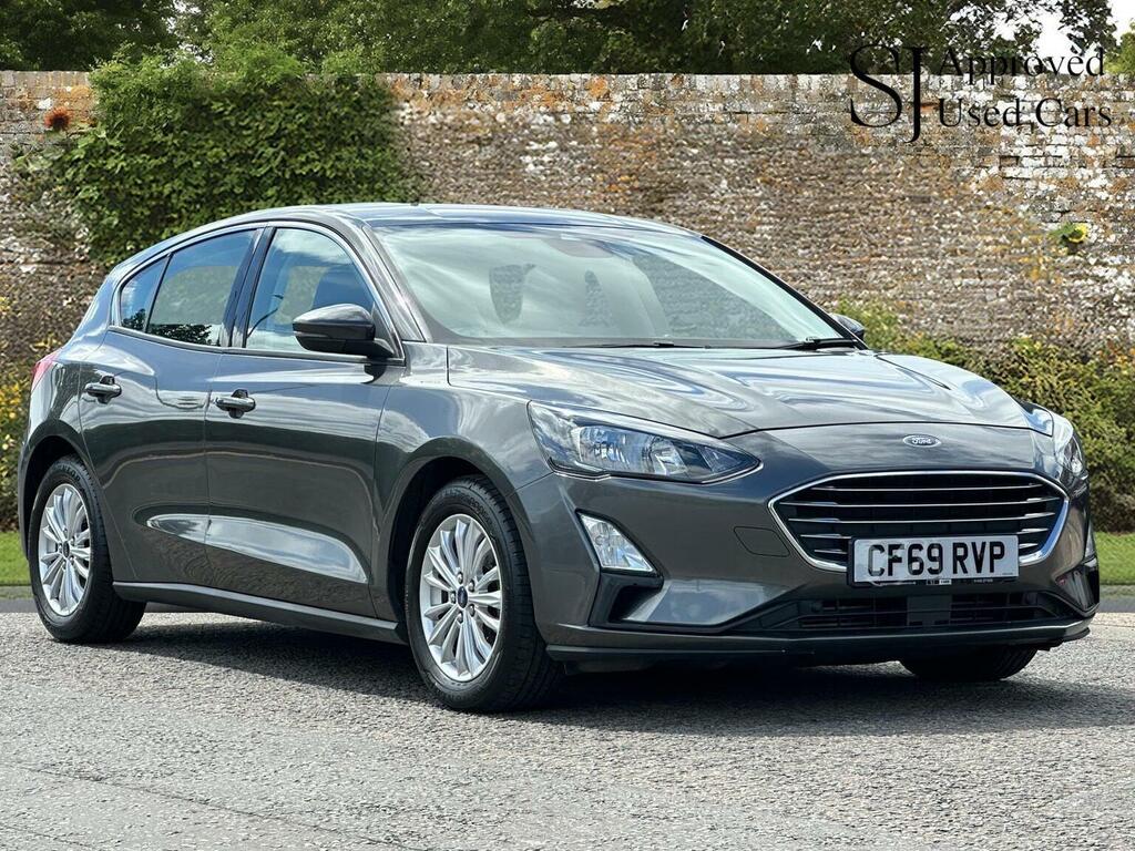 Ford Focus Hatchback 1.5T Ecoboost Titanium Euro 6 Ss Grey