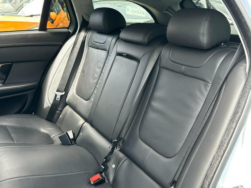 Jaguar XF 2.2D 200 Premium Luxury Grey #20