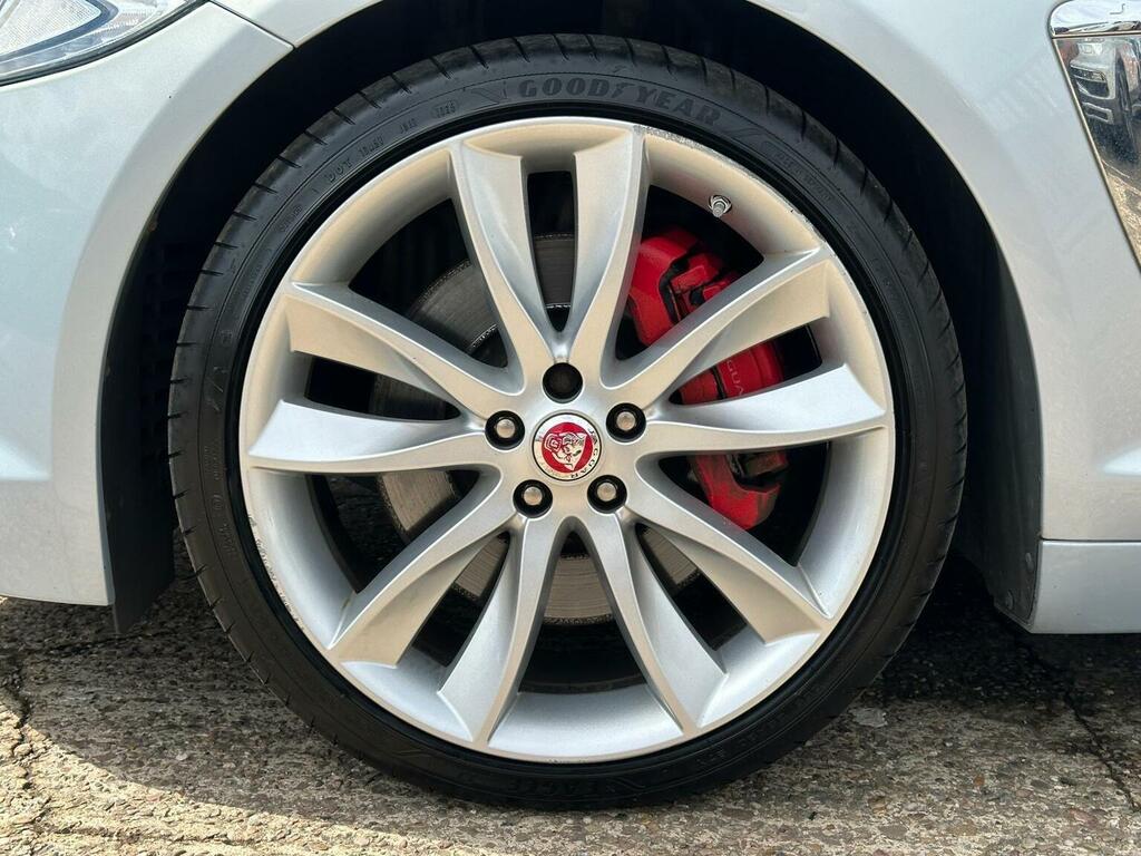 Jaguar XF 3.0D S V6 Portfolio Sportbrake Euro 5 Ss 5 Silver #3