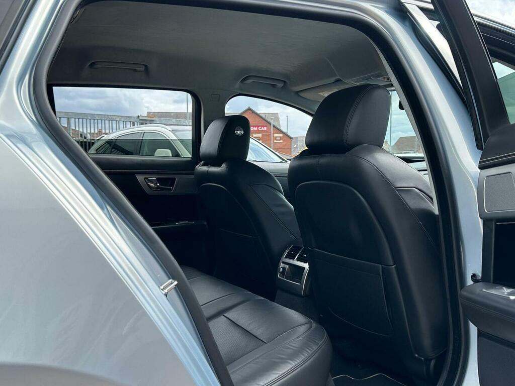 Jaguar XF 2.2D 200 Premium Luxury Grey #23
