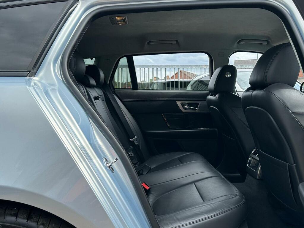 Jaguar XF 2.2D 200 Premium Luxury Grey #22