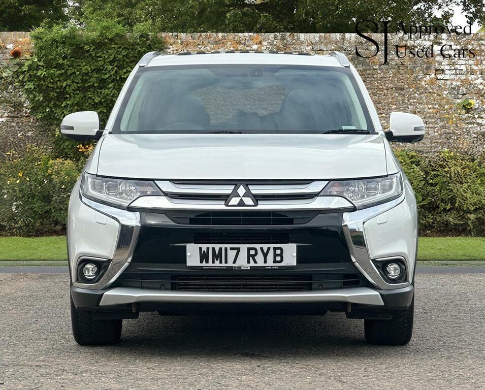 Mitsubishi Outlander 2.2 Di-d 4 4Wd Euro 6 White #5