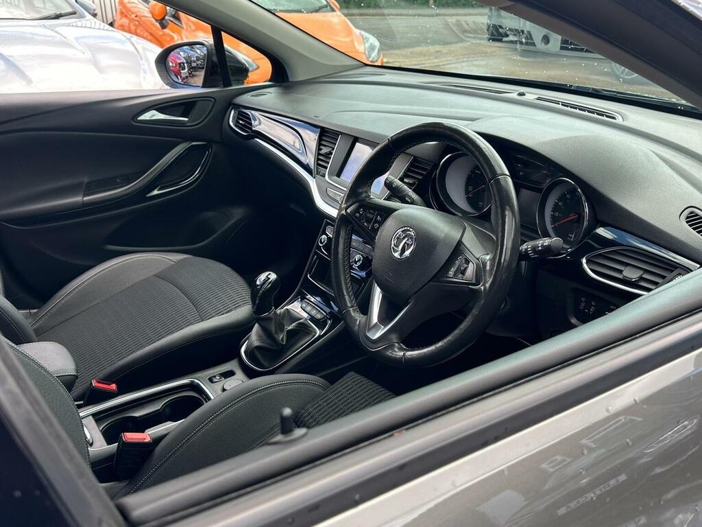 Vauxhall Astra 1.5 Turbo D Black #13
