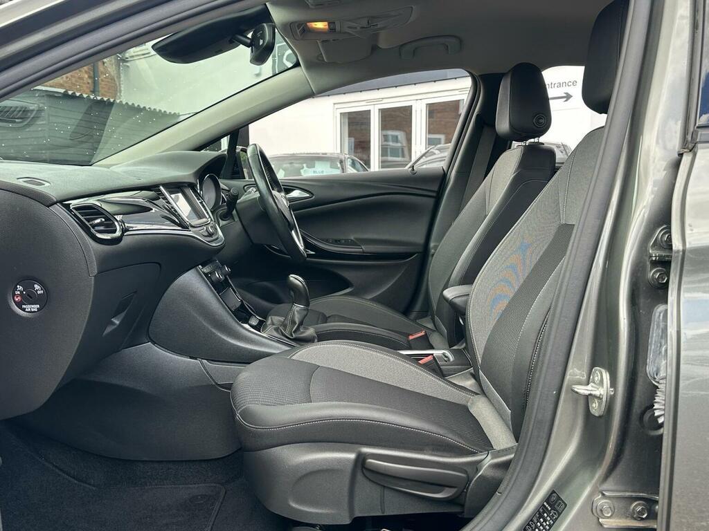 Vauxhall Astra 1.5 Turbo D Black #33