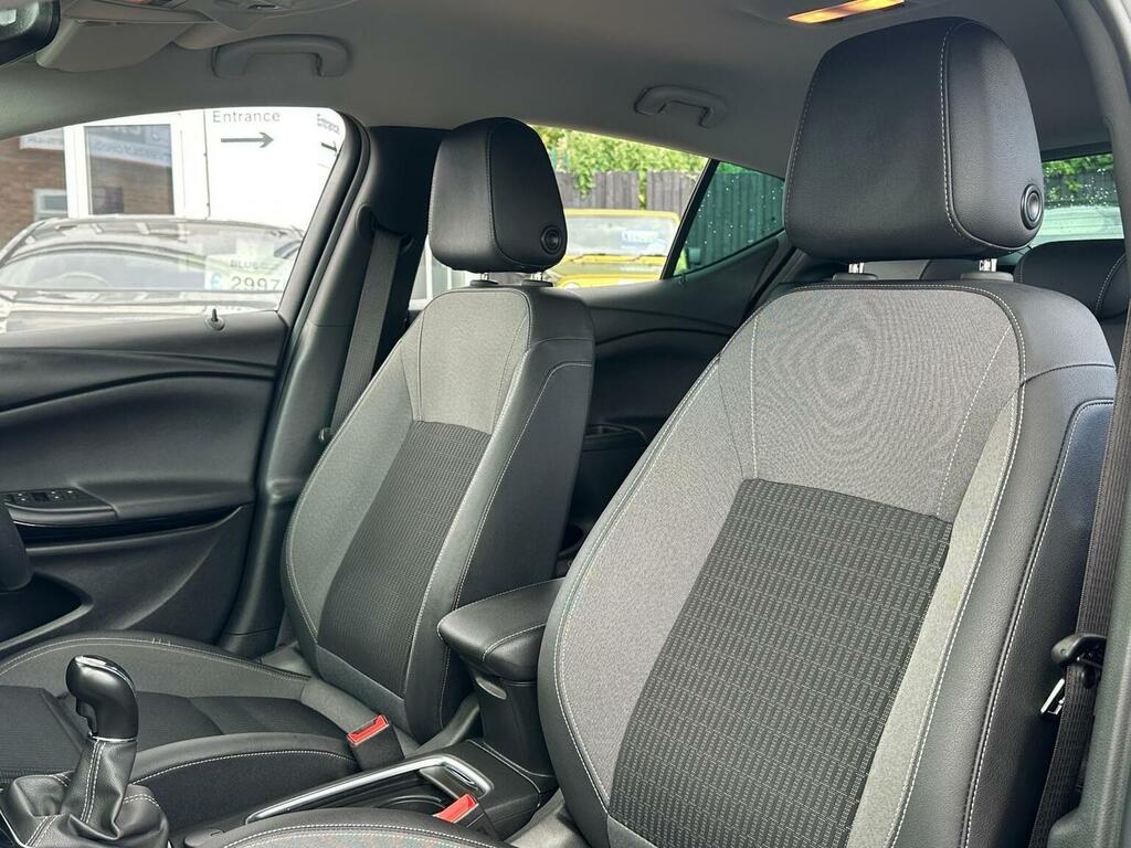 Vauxhall Astra 1.5 Turbo D Black #32