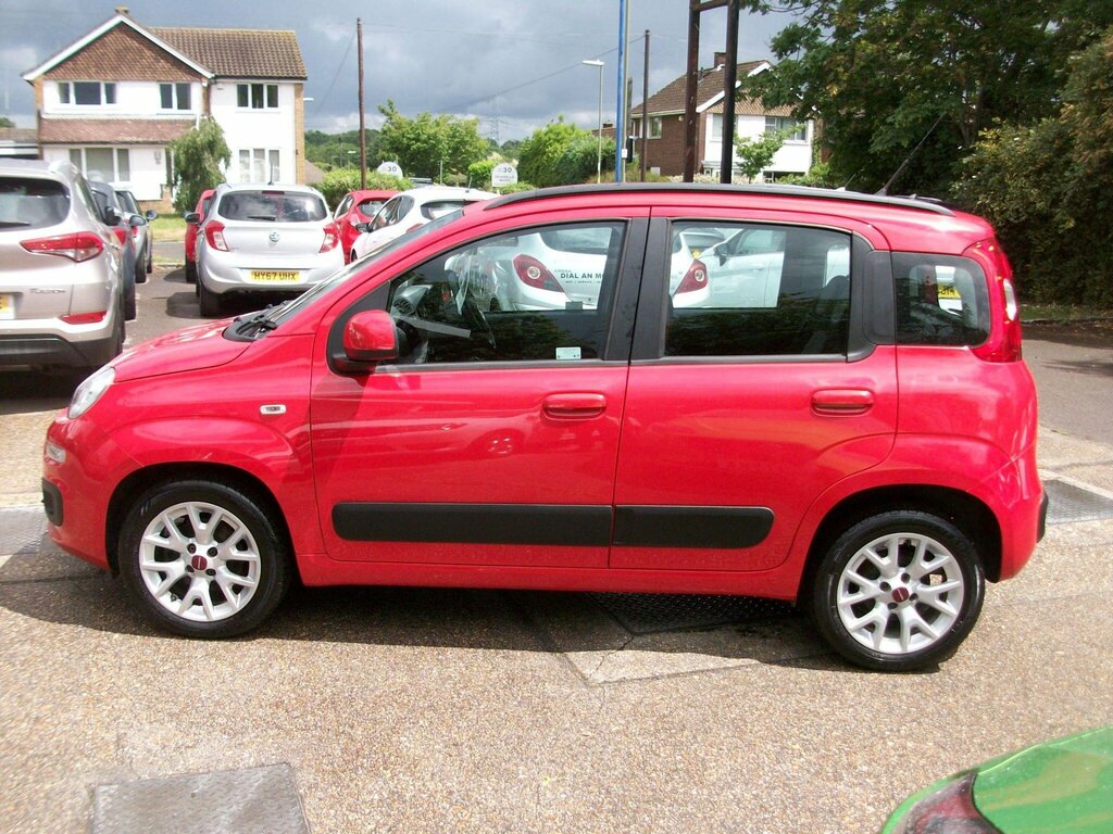 Fiat Panda 1.2 Lounge Euro 6 Red #4