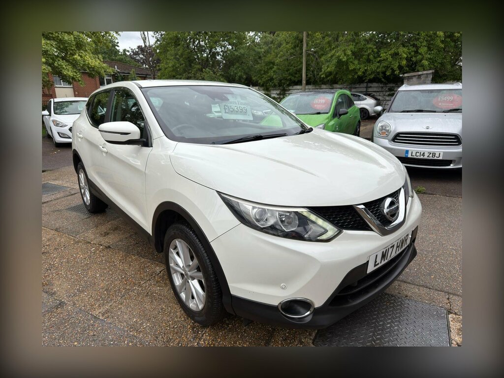 Nissan Qashqai 1.5 Dci Acenta 2Wd Euro 6 Ss LM17HWR White #3