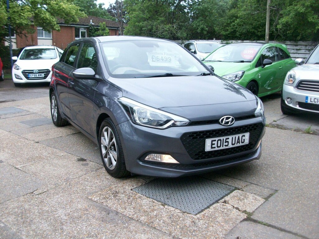 Hyundai I20 1.2 Blue Drive Se Euro 6 Ss Grey