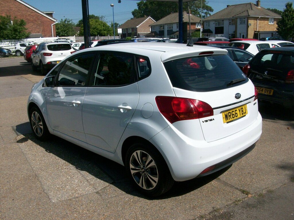 Kia Venga 1.4 2 Euro 6 Ss White #5