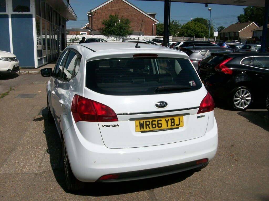 Kia Venga 1.4 2 Euro 6 Ss White #6