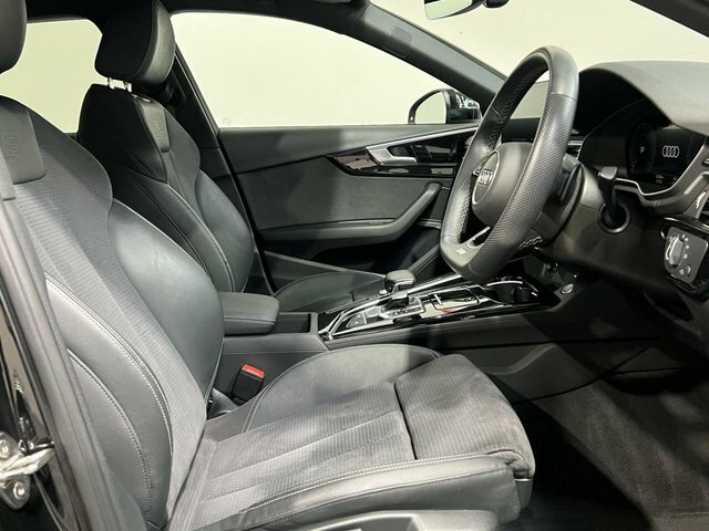 Audi A4 2022 2.0 Tfsi 45 Black Edition Saloon S Black #5