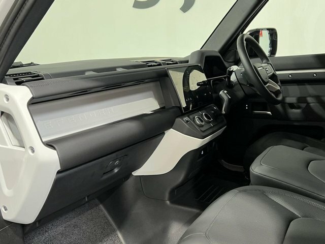 Land Rover Defender 110 2026 3.0 D250 Mhev S Hard Top Suv Grey #5