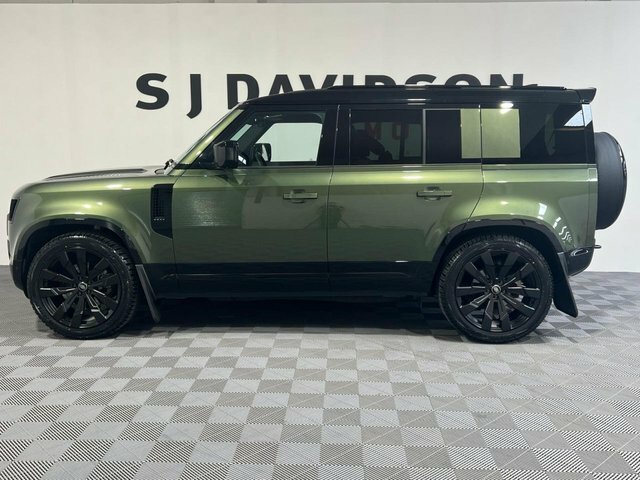 Land Rover Defender 110 2025 3.0 D250 Mhev X-dynamic Se Suv Aut Green #2