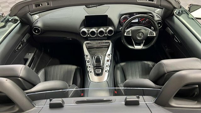 Mercedes-Benz AMG GT 2017 4.0 V8 Biturbo Premium Roadster White #3