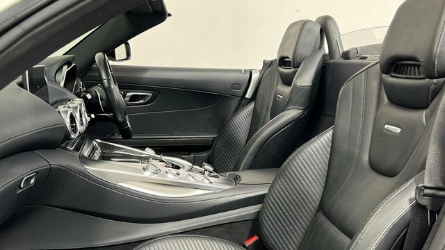 Mercedes-Benz AMG GT 2017 4.0 V8 Biturbo Premium Roadster White #4